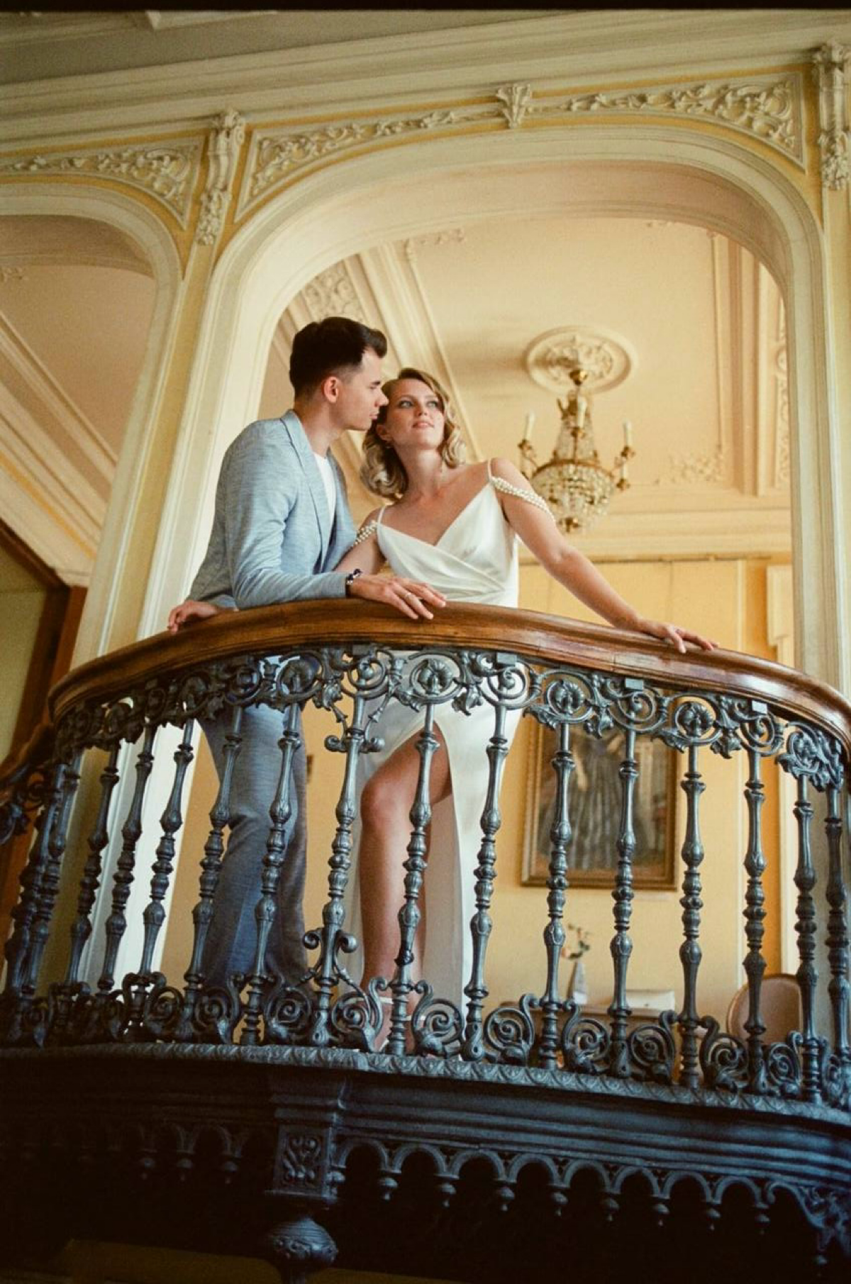 Этот день пронесся очень быстро. Но чувство яркого праздника и нового этапа останется надолго 🤵💍👰‍♀️
#свадьба #счастьеесть #свадебнаяцеремония | Сетка — социальная сеть от hh.ru