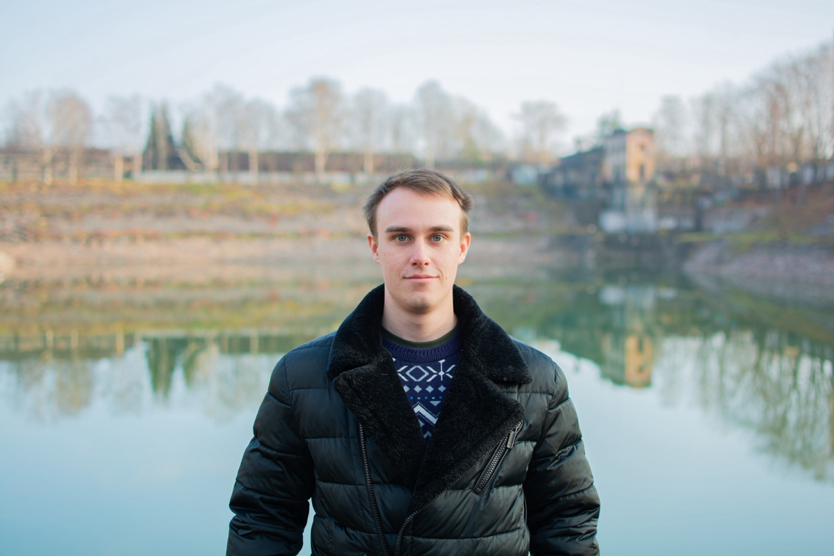 Максим Нефедов