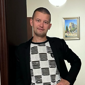 Денис Бесчастнов