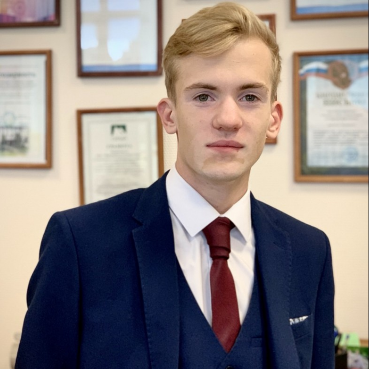 Антон Яценко | Сетка — социальная сеть от hh.ru