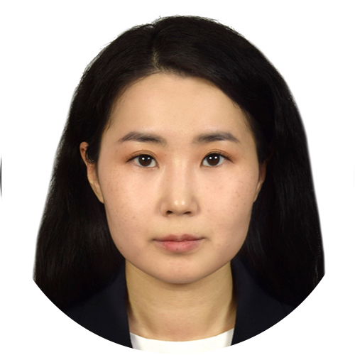 Александра Захарова