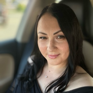 Анна Брюханова