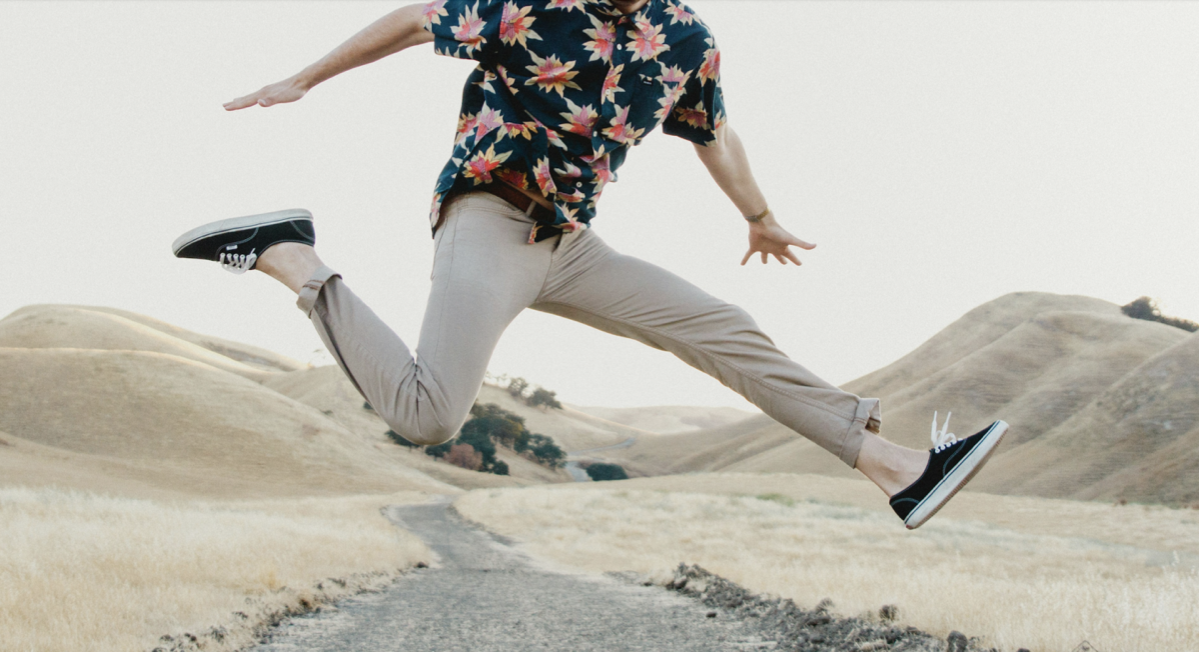 Ремайндер: чтобы начать что-то новое, не нужно ждать 1 января или понедельника. 
Можно стартовать в среду.
Или прямо сейчас 👉 https://clck.ru/3BwyKp | Сетка — социальная сеть от hh.ru