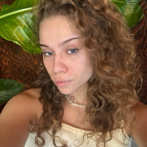 Ева Хархардина