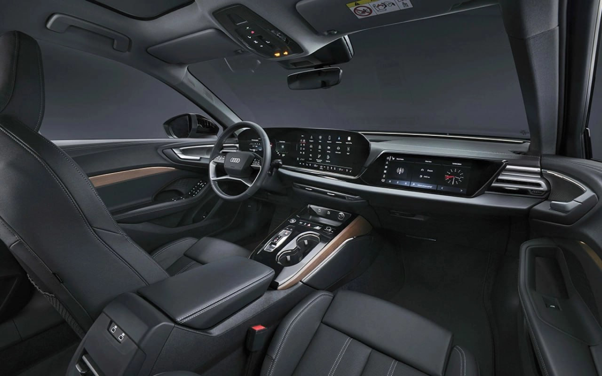 Audi показали новое поколение A5 — с базовым турбомотором 2.0 TFSI на 150 л.с. и передним приводом.
За доплату можно получить форсированный вариант двигателя на 204 л.с | Сетка — социальная сеть от hh.ru
