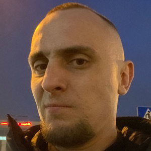 Денис Бурлаков | Сетка — социальная сеть от hh.ru