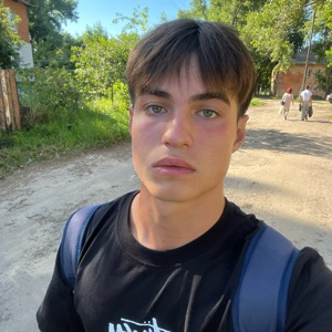 Денис Курганов