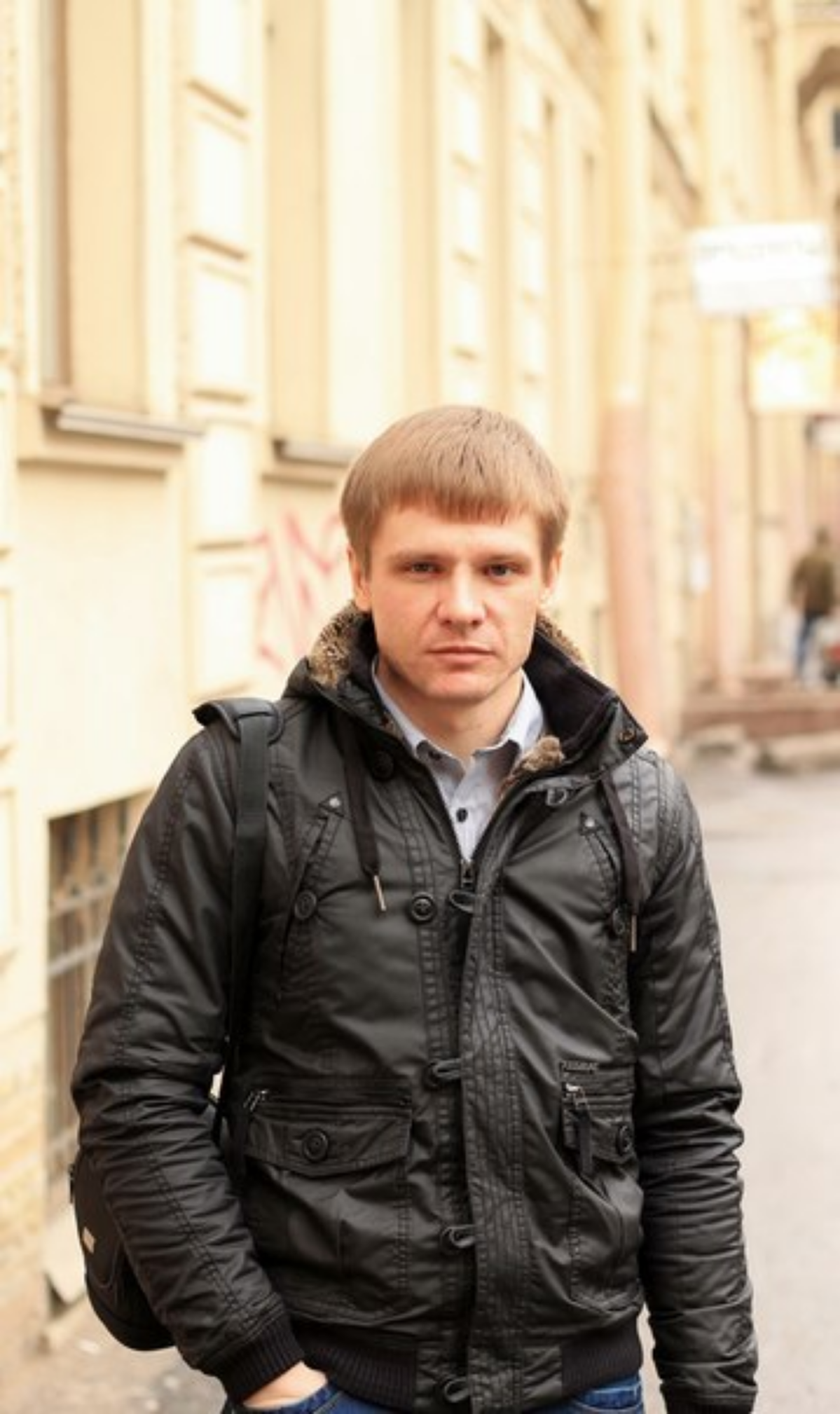Александр Сенин