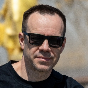 Владимир Валуйских