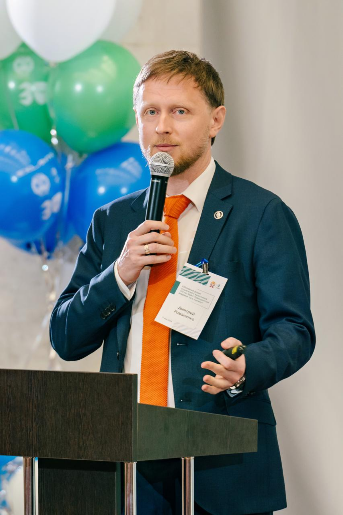 Время от времени выезжаю из Белгорода: на профильные мероприятия, переговоры, конференции. И всегда заходит речь о том, как живут люди в регионе, как выживает бизнес | Сетка — социальная сеть от hh.ru