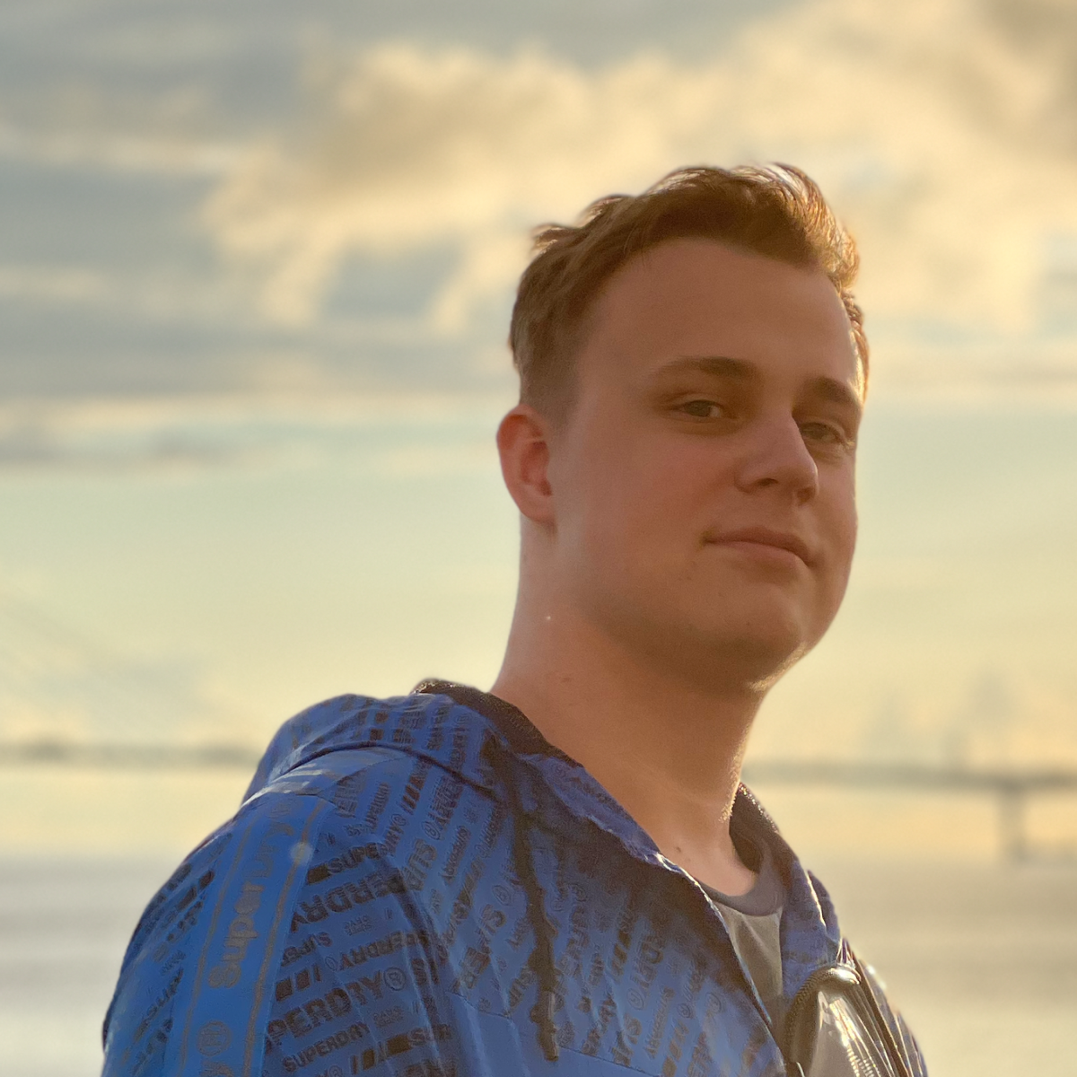 Роман Замышляев