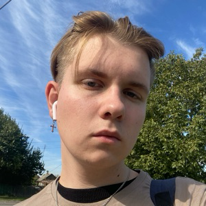Даниил Лушников