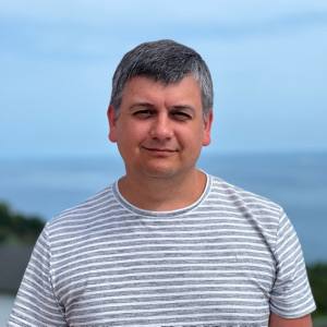 Дмитрий Кущев
