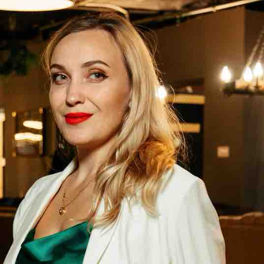 Людмила Грызлова | Сетка — социальная сеть от hh.ru