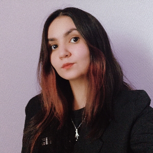 Ксения Зейналова