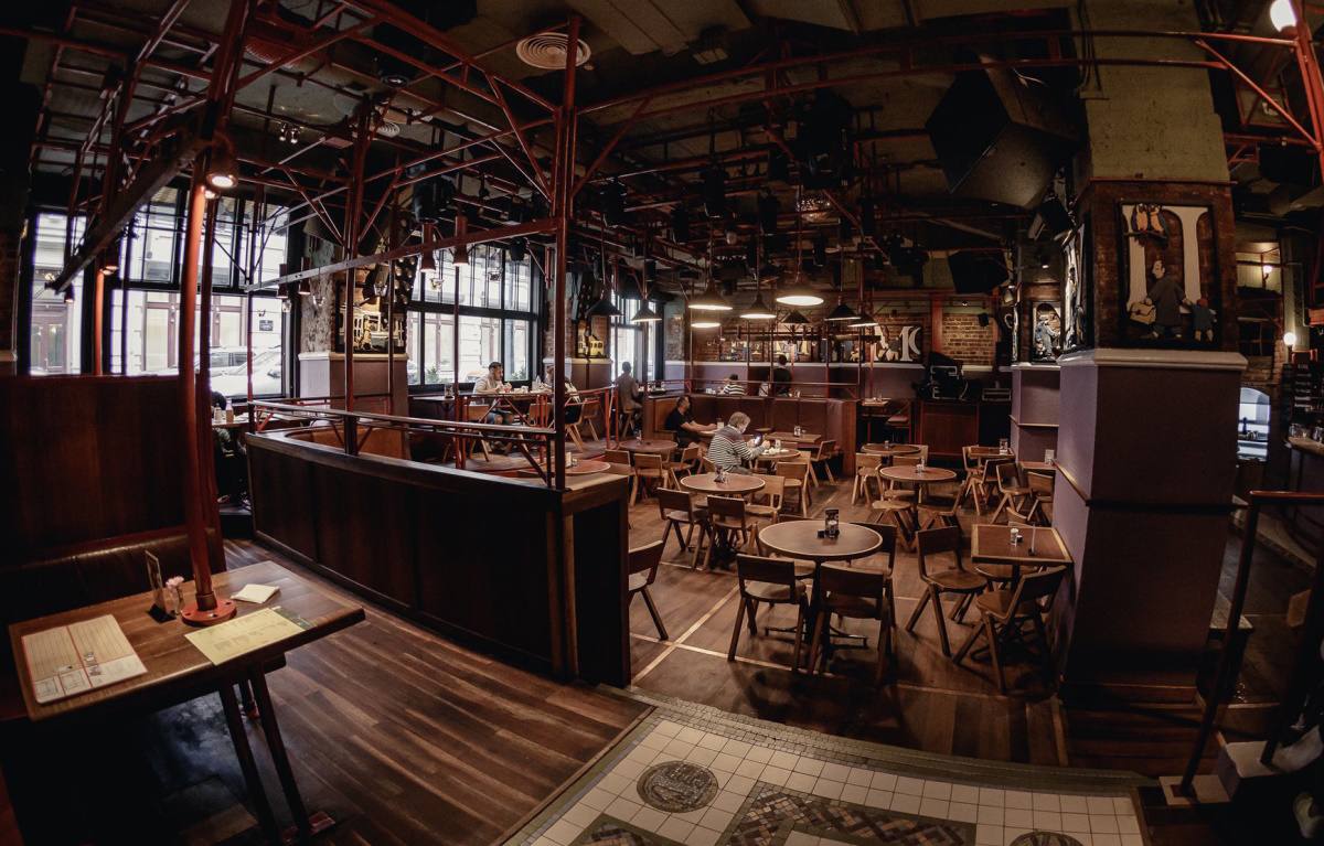 Истинно вам говорю - наступают новые времена! :-)
Недавно проезжал мимо Пропаганды и подумал - вот ведь молодцы столько всего вокруг поменялось, а Пропка как стояла так и стоит | Сетка — социальная сеть от hh.ru