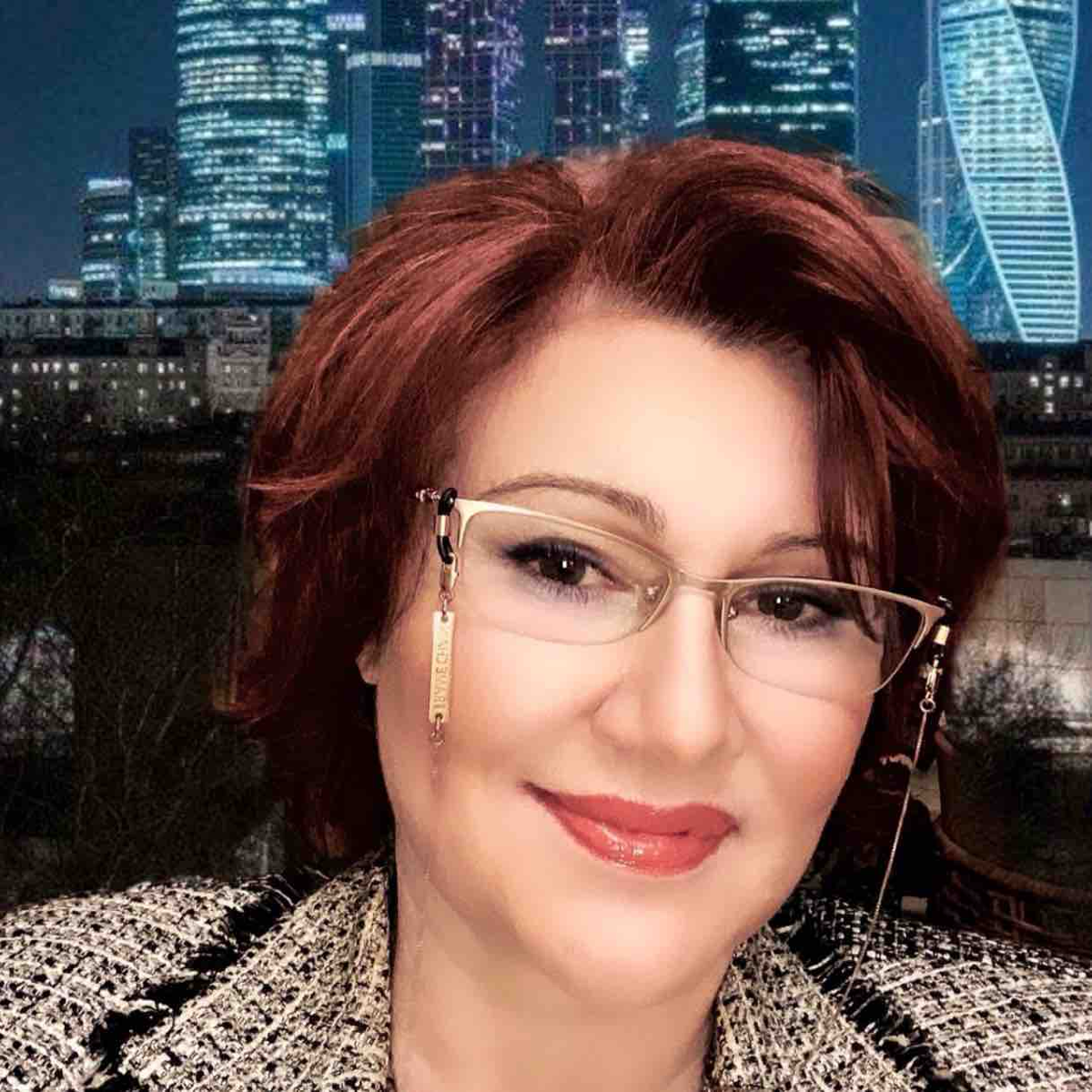 Оксана Скобенникова | Сетка — социальная сеть от hh.ru