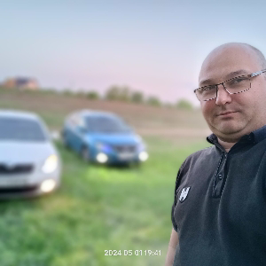 Анатолий Бутов