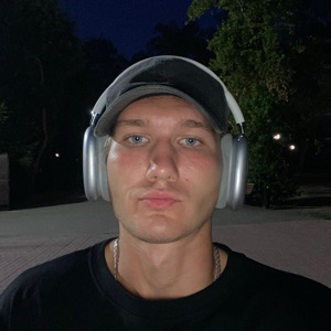 Артём Артюшеня | Сетка — социальная сеть от hh.ru