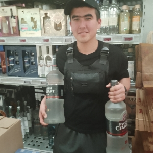 Али Алиев