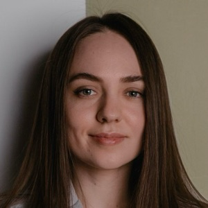 Алина Казминова