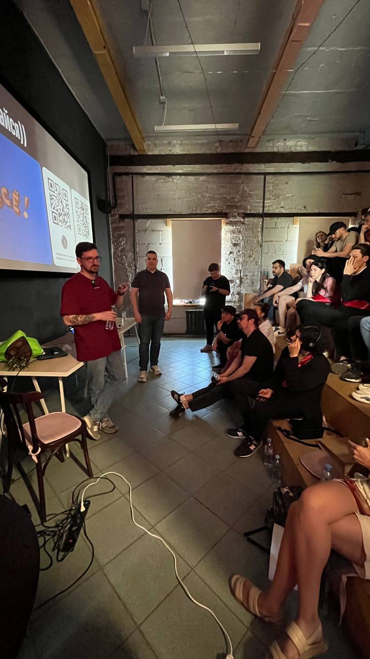 Сегодня выступали в Сергиев Посаде почти всей Новой школой.
Рассказали дофига про продажи, маркетинг, доверие клиентов, PR | Сетка — социальная сеть от hh.ru