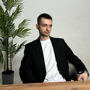 Александр Васильев