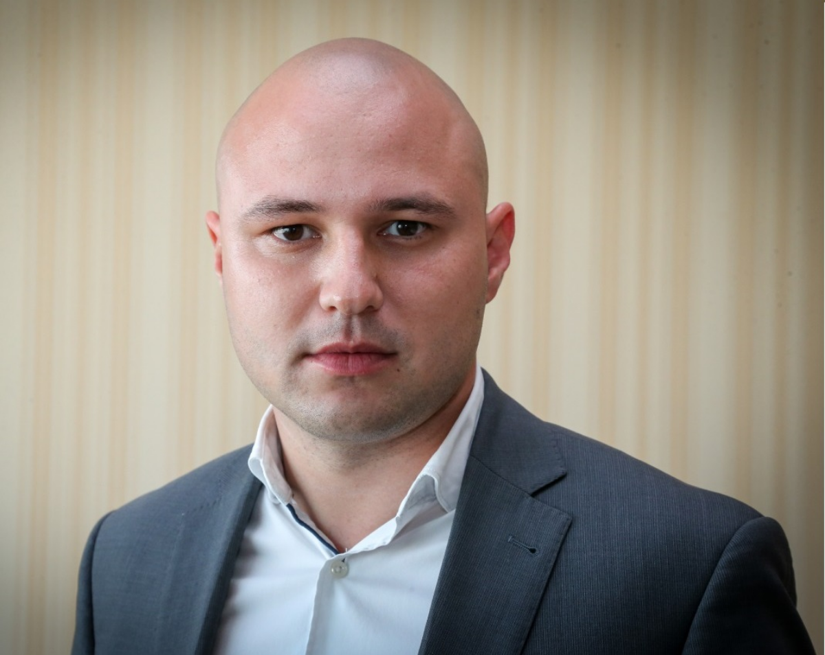 Булат Залаков