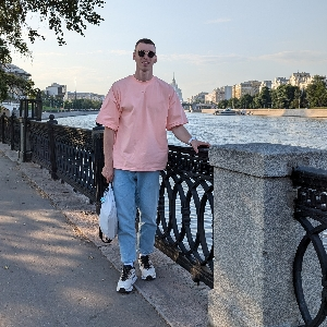 Эдуард Ломакин