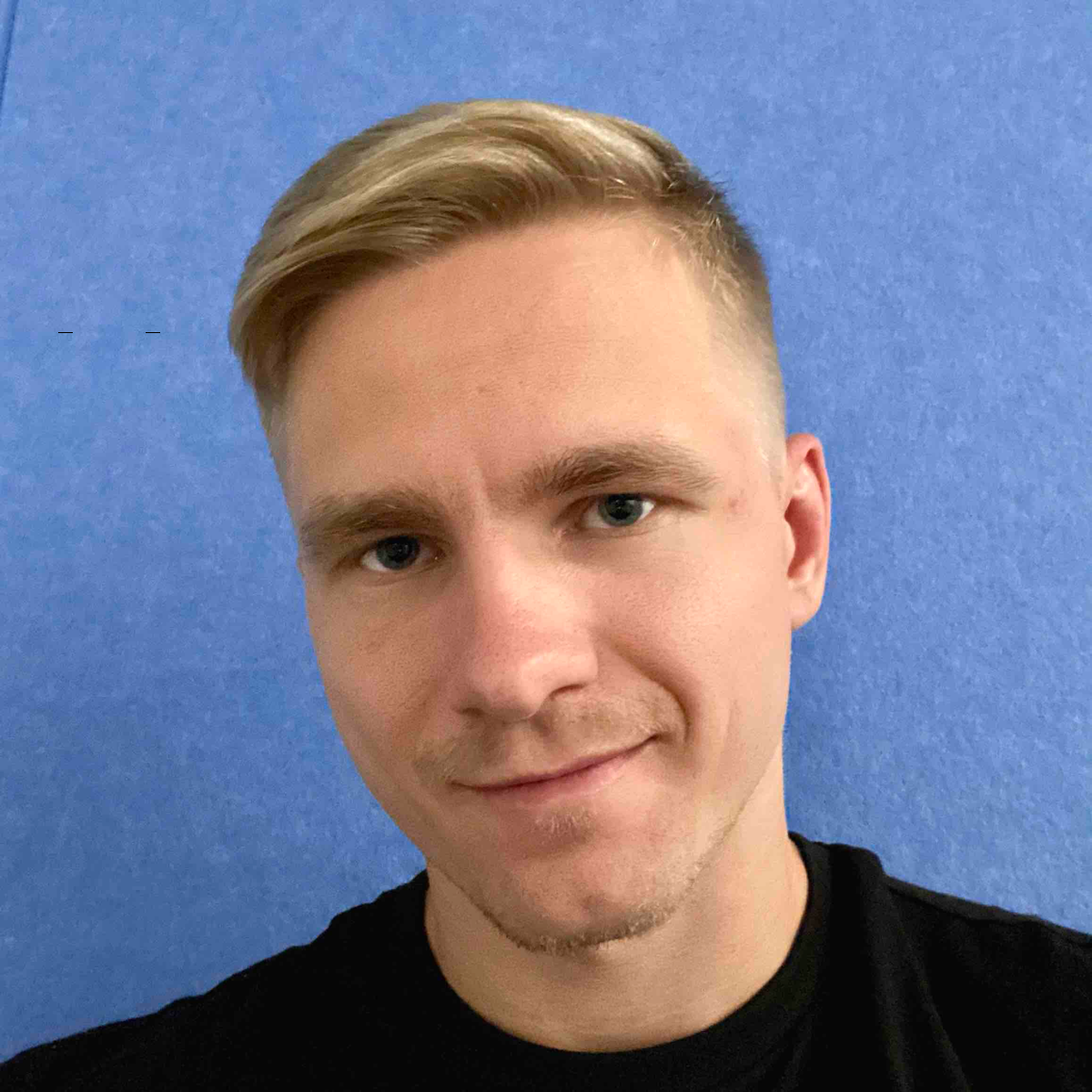 Роман Садовников