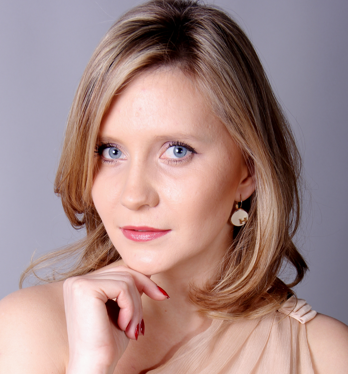 Надежда Аламосова