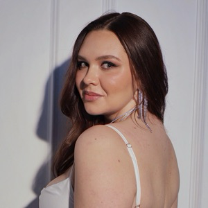 Елизавета Большакова | Сетка — социальная сеть от hh.ru