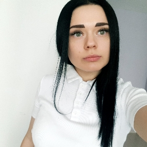 Алёна Болотова