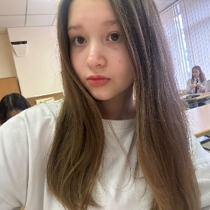 Юля Азаренкова