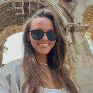 Алена Ефремова | Сетка — социальная сеть от hh.ru