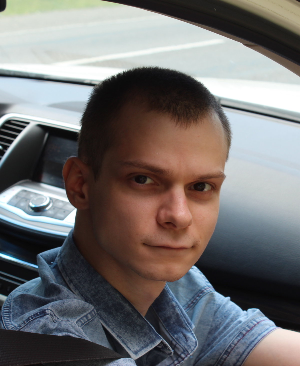 Максим Козловский