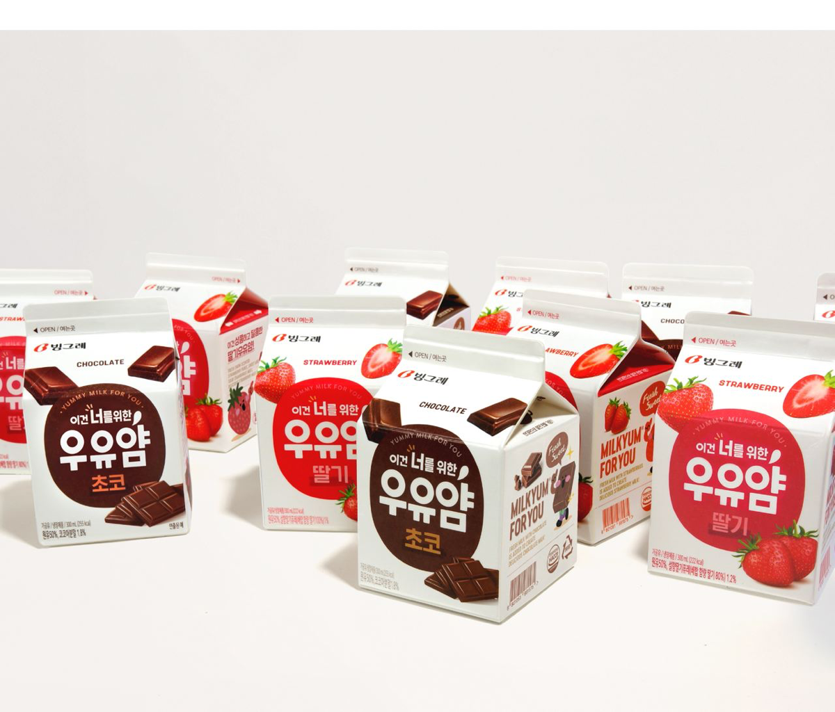 Непринужденный дизайн упаковки корейского ароматизированного молока MILKYUM
Чтобы повысить узнаваемость бренда и передать яркость вкуса, дизайнеры создали забавных персонажей и добавили сочные фотогра... | Сетка — социальная сеть от hh.ru