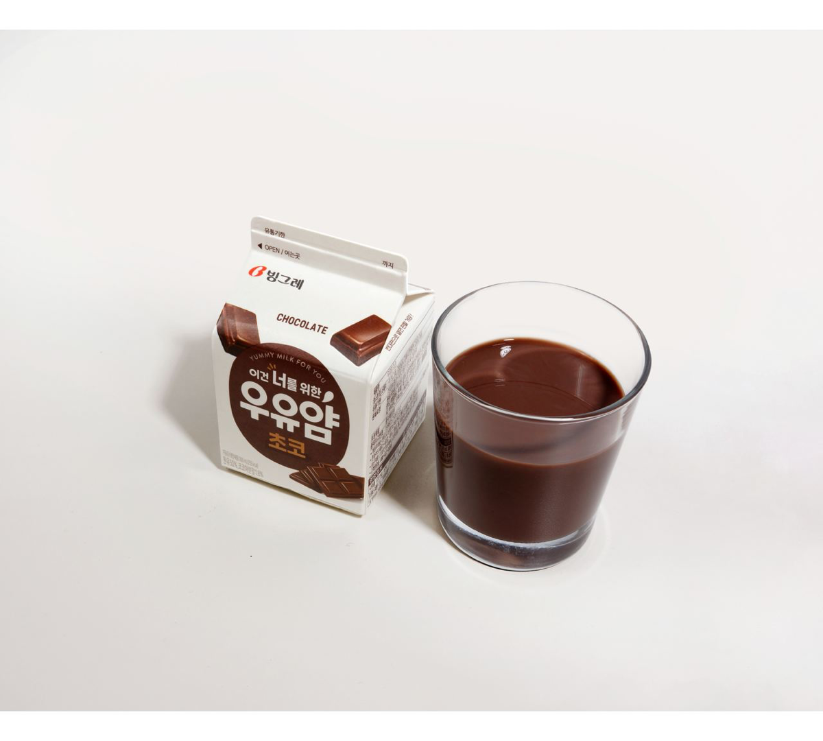 Непринужденный дизайн упаковки корейского ароматизированного молока MILKYUM
Чтобы повысить узнаваемость бренда и передать яркость вкуса, дизайнеры создали забавных персонажей и добавили сочные фотогра... | Сетка — социальная сеть от hh.ru