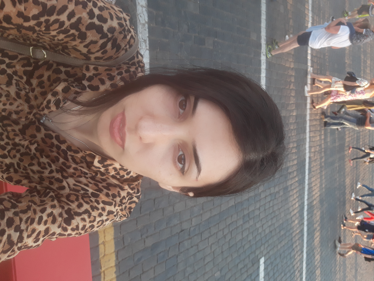 Лаура Гаджиева | Сетка — социальная сеть от hh.ru