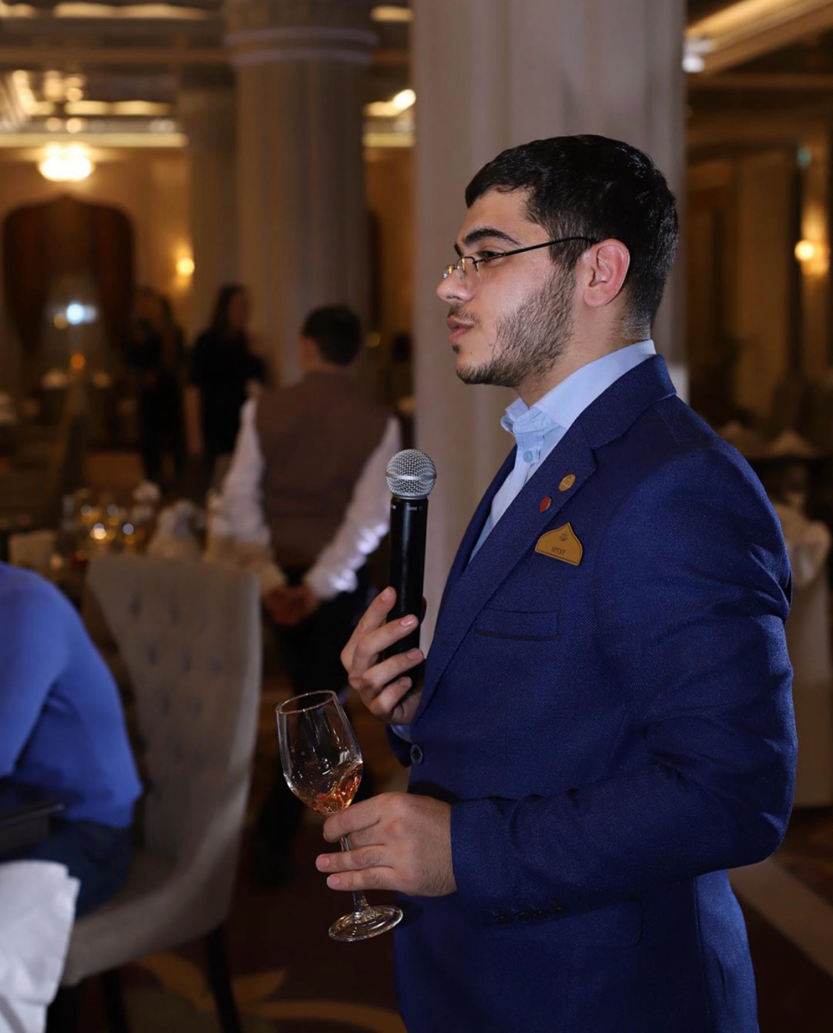 Артур Абовян | Сетка — социальная сеть от hh.ru