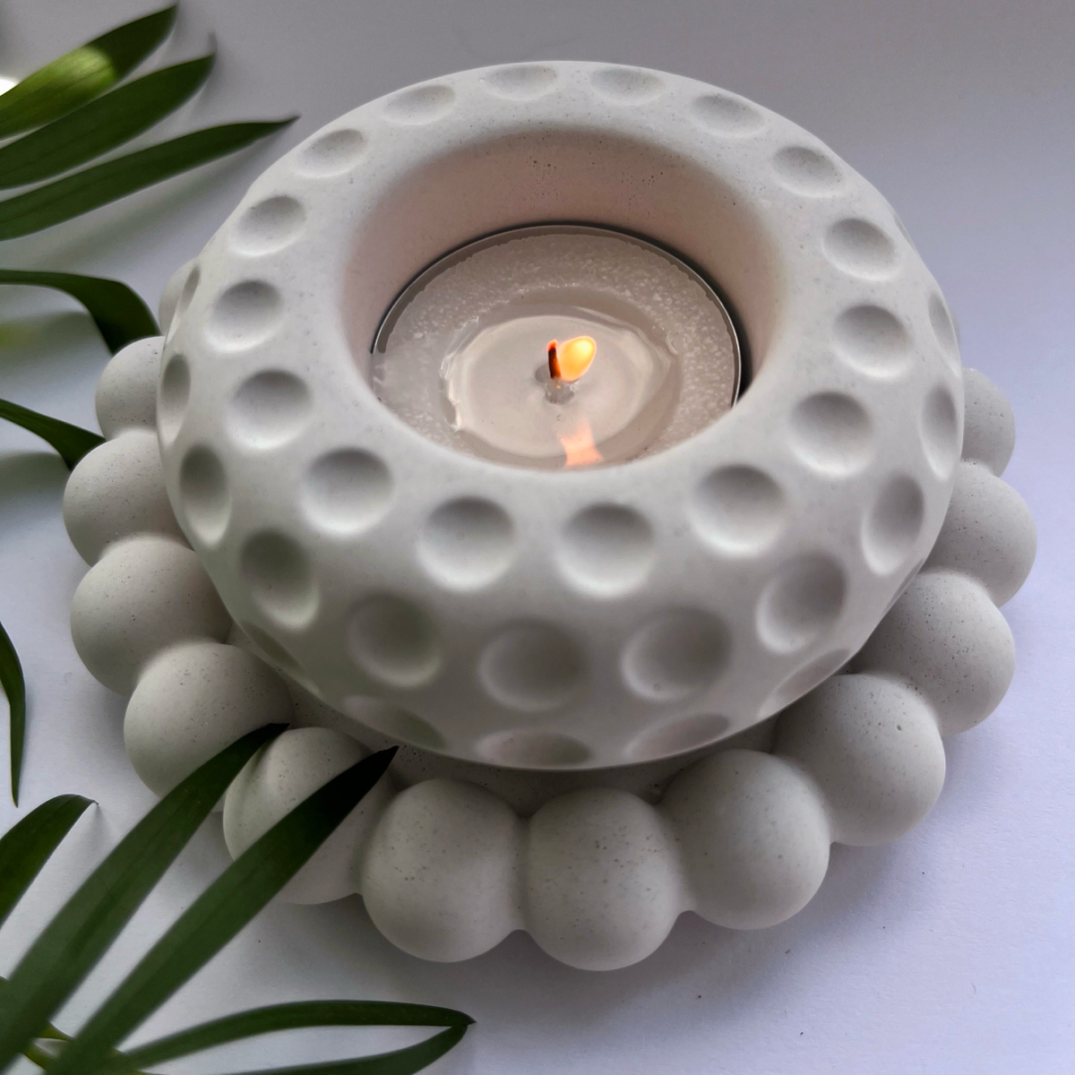 В тихом уединении мы находим спокойствие, а в увлечении находим вдохновение. Когда мы соединяем эти два состояния, возникает что-то особенное | Сетка — социальная сеть от hh.ru