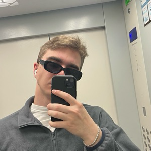Артур Китаев