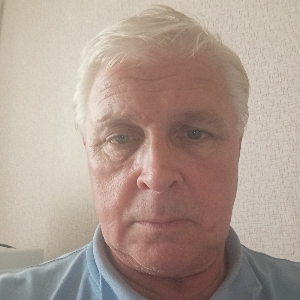 Александр Иванов