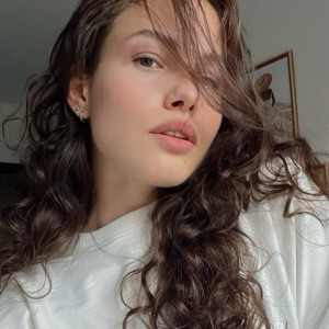 Ira Komik | Сетка — социальная сеть от hh.ru