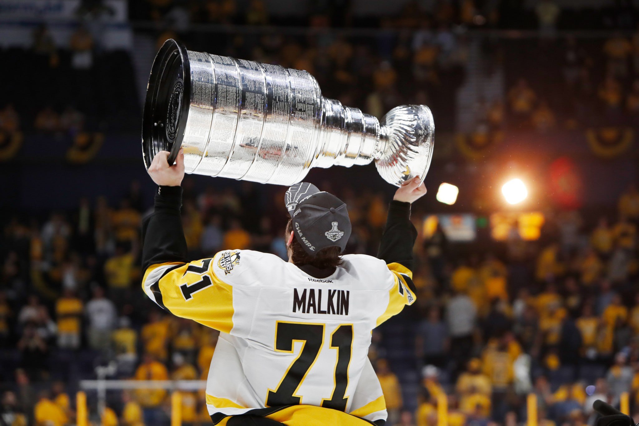 До нового сезона осталось
#nhl #хоккей #НХЛ | Сетка — социальная сеть от hh.ru