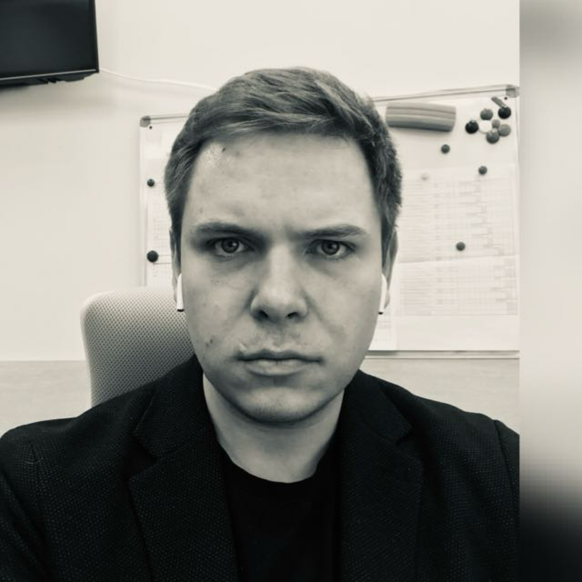 Антон Грушин