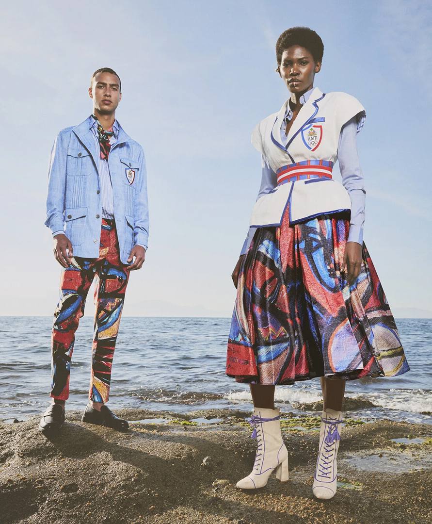 Кстати, кроме спортивной формы Монголии надо отметить очень красивую форму Гаити на Олимпийских играх. 
Правда эта форма словно говорит: мы приехали не выигрывать медали, а показать что такое стиль | Сетка — социальная сеть от hh.ru