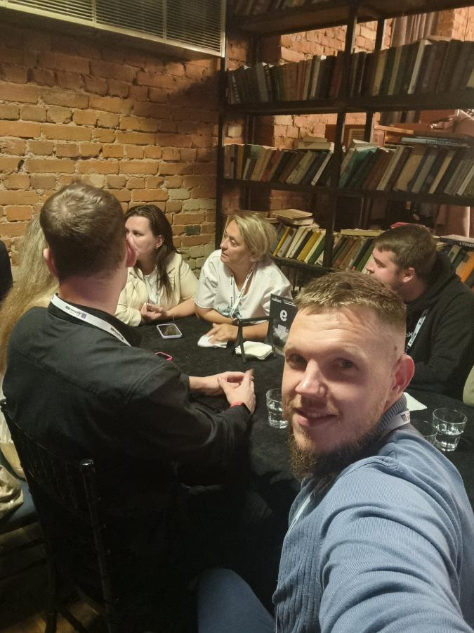 Конкуренты - это твои друзья | Сетка — социальная сеть от hh.ru