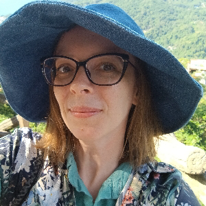 Анна Козикова