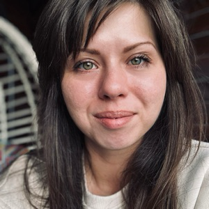 Алёна Белова | Сетка — социальная сеть от hh.ru